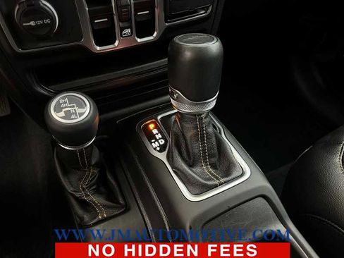 Used 2021 Jeep Gladiator Overland image 33