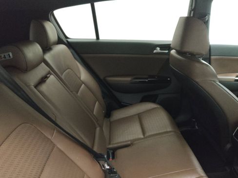 Used 2017 Kia Sportage SX image 19