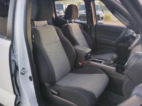 Used 2023 Toyota Tacoma TRD Off-Road AWD/4WD image 26