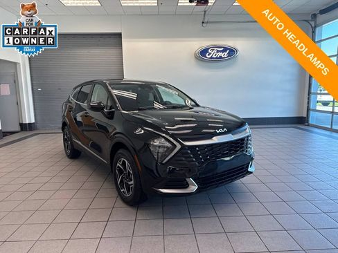 Used 2023 Kia Sportage LX AWD/4WD image 1