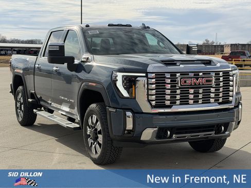 New 2026 GMC Sierra 3500 Denali w/ Denali Reserve Package image 2