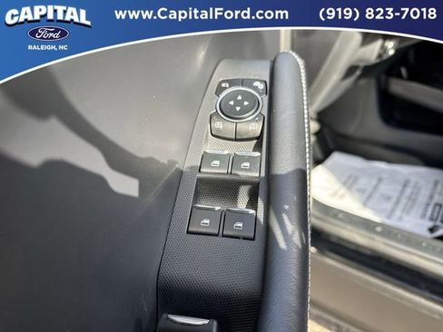 Used 2025 Ford Mustang Mach-E Premium image 21