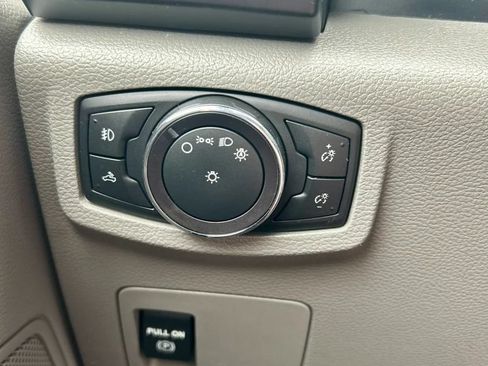 Used 2018 Ford F150 XL w/ Equipment Group 101A Mid AWD/4WD image 15