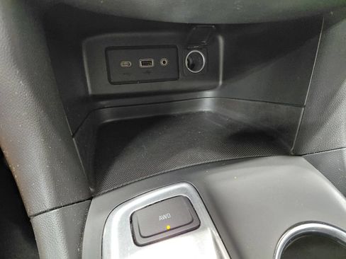 Used 2021 Chevrolet Equinox LT AWD/4WD image 33