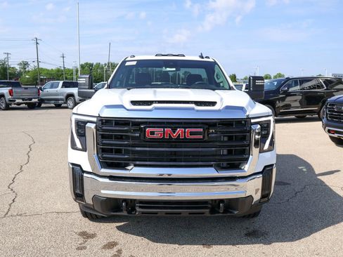 New 2026 GMC Sierra 2500 Pro w/ Convenience Package AWD/4WD image 22