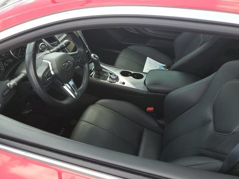 Used 2022 INFINITI Q60 3.0t Luxe w/ Essential Package AWD/4WD image 12