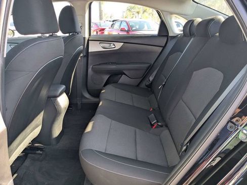 Used 2023 Kia Forte LXS image 8