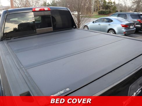 Used 2015 GMC Sierra 1500 SLE w/ All-Terrain Package image 9