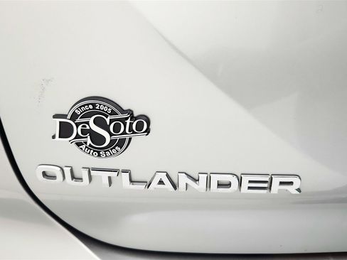 Used 2024 Mitsubishi Outlander Ralliart image 40