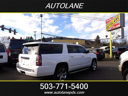 Used 2020 GMC Yukon XL Denali w/ Open Road Package image 5