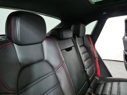 Certified 2022 Porsche Macan GTS AWD/4WD image 23