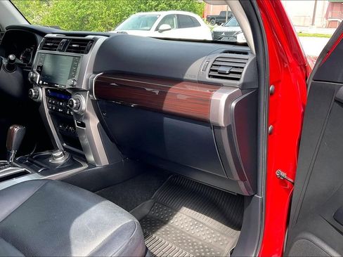 Used 2021 Toyota 4Runner Limited AWD/4WD image 15