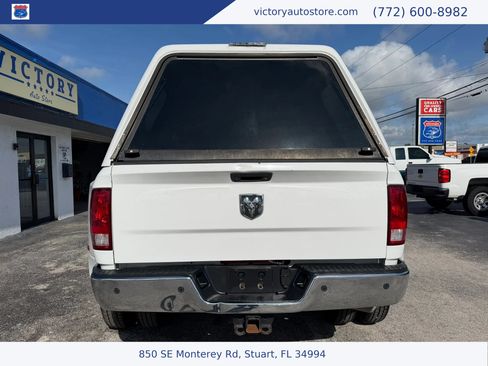 Used 2018 RAM 3500 Tradesman w/ Chrome Appearance Group RWD image 4