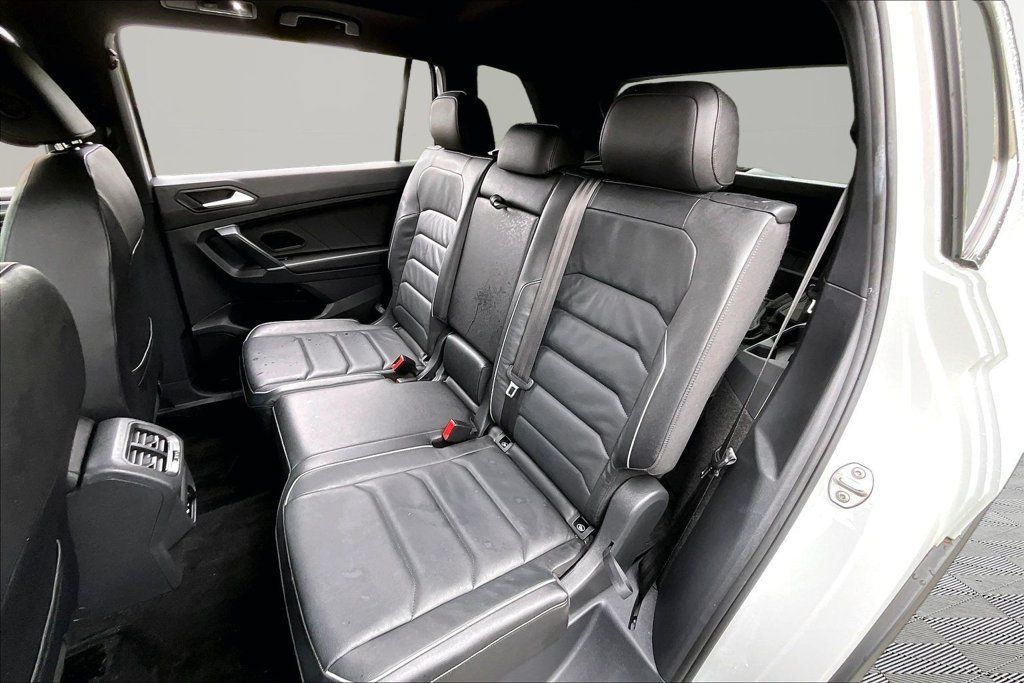 Used 2020 Volkswagen Tiguan SEL Premium R-Line AWD/4WD image 16