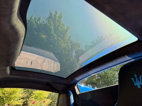 Used 2023 Maserati MC20 Spyder image 32