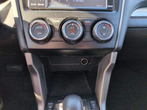 Used 2014 Subaru Forester 2.5i Touring AWD/4WD image 19