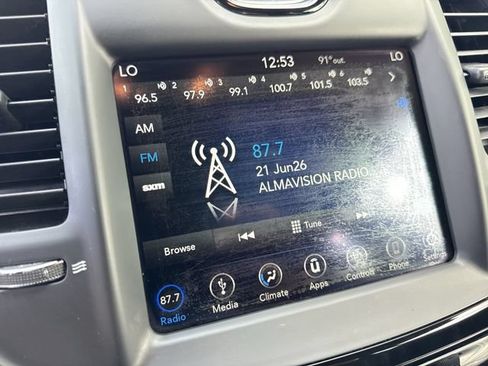 Used 2019 Chrysler 300 S RWD image 16