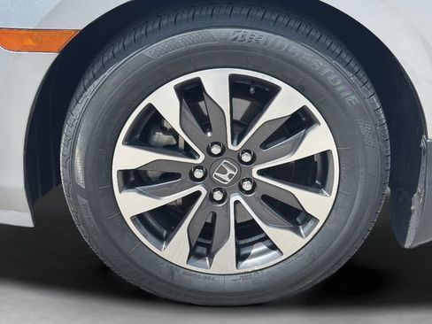 Used 2021 Honda Odyssey EX-L image 11