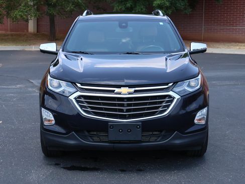 Used 2020 Chevrolet Equinox Premier FWD image 29