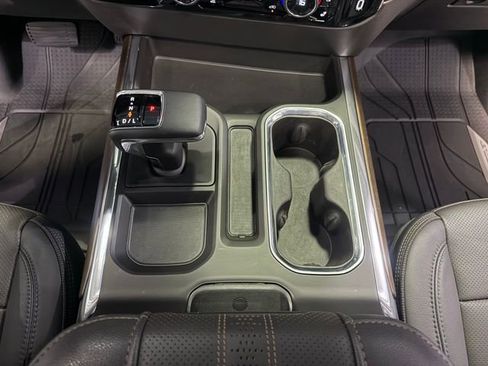 Used 2025 Chevrolet Silverado 1500 High Country w/ High Country Premium Package image 23