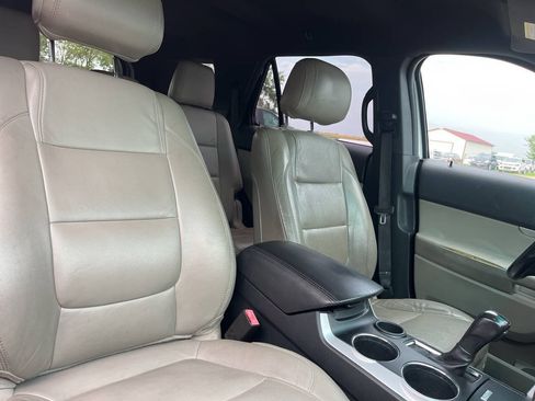 Used 2014 Ford Explorer XLT w/ Equipment Group 202A FWD image 21