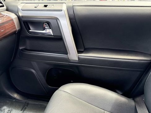 Used 2022 Toyota 4Runner Limited AWD/4WD image 23