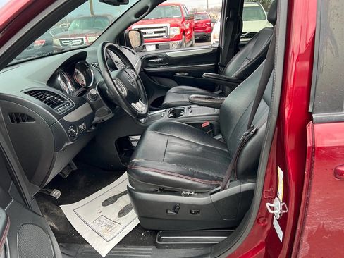 Used 2017 Dodge Grand Caravan GT image 20
