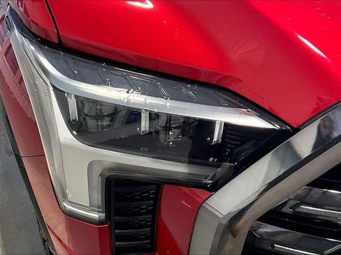 Used 2023 Toyota Tundra Platinum image 33