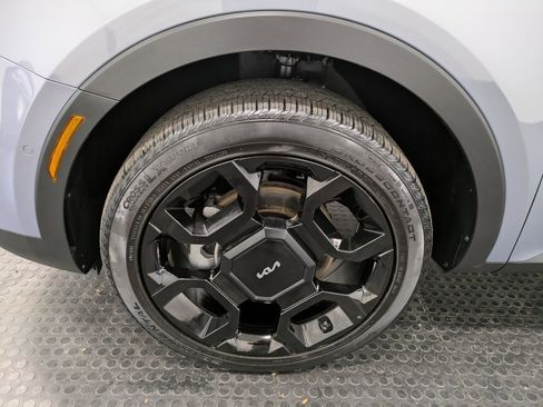 Certified 2024 Kia Sorento SX Prestige image 7