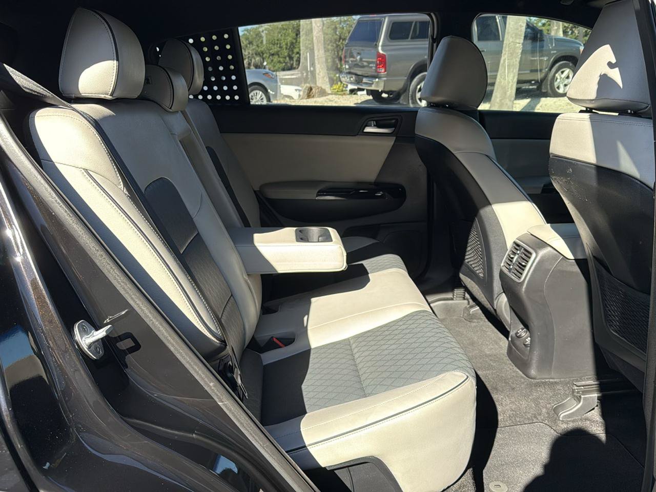 Used 2018 Kia Sportage EX w/ EX Sport Appearance Package FWD image 15