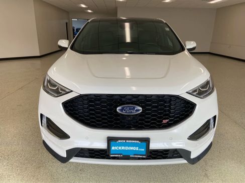 Used 2024 Ford Edge ST w/ Equipment Group 401A image 3