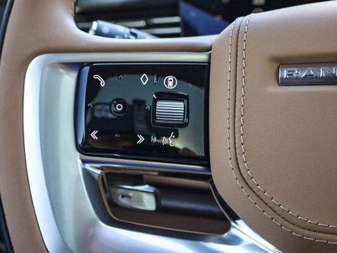 New 2025 Land Rover Range Rover Long Wheelbase SE image 23