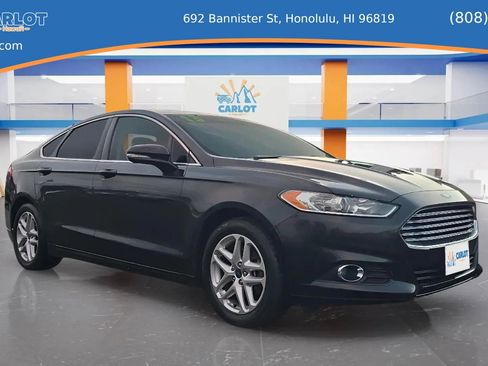 Used 2013 Ford Fusion SE FWD image 12