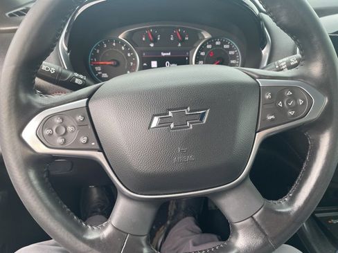 Used 2022 Chevrolet Traverse RS image 14