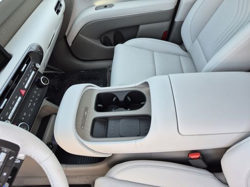 New 2026 Hyundai Palisade FWD Hybrid image 24