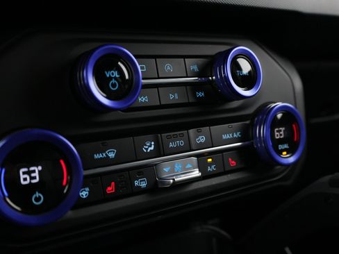 Used 2024 Ford Bronco Outer Banks AWD/4WD image 30