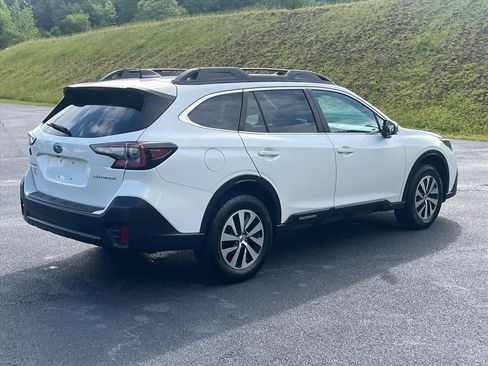 Used 2021 Subaru Outback Premium AWD/4WD image 5