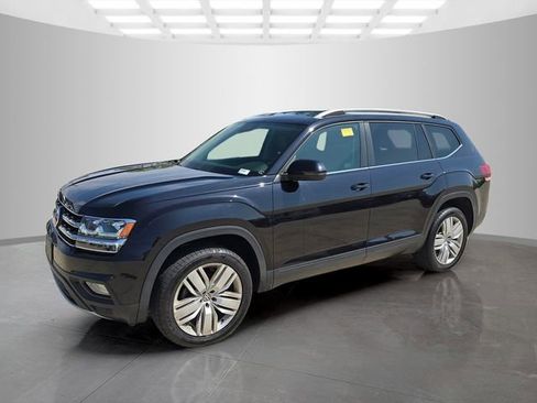 Used 2019 Volkswagen Atlas SE w/ Towing Package AWD/4WD image 4