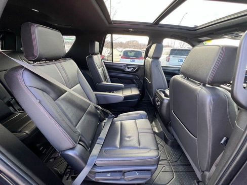 Used 2022 Chevrolet Tahoe RST w/ Luxury Package image 29