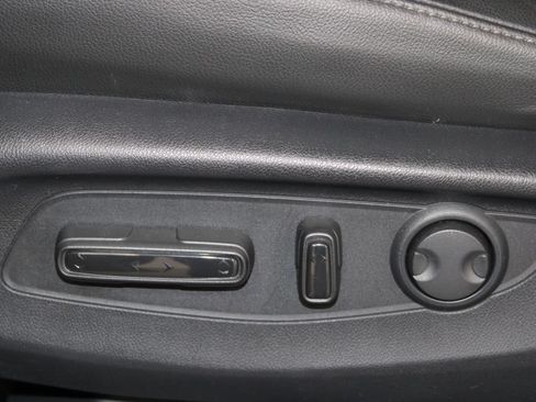 Used 2025 Honda CR-V EX-L image 19