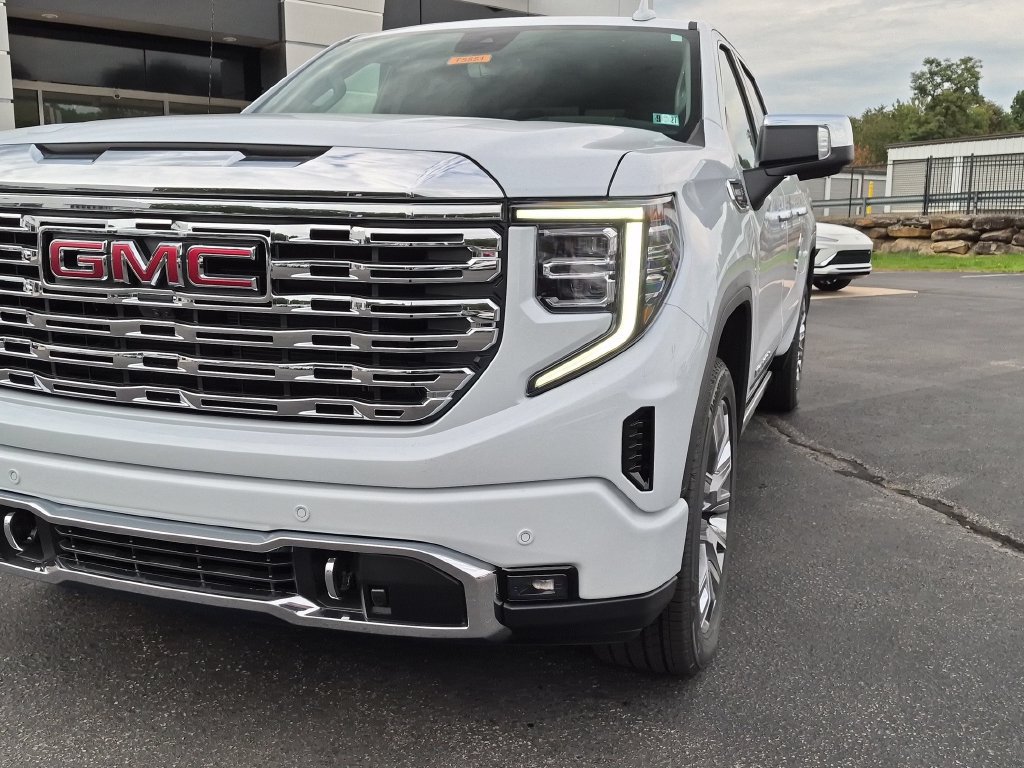 New 2026 GMC Sierra 1500 Denali AWD/4WD image 2
