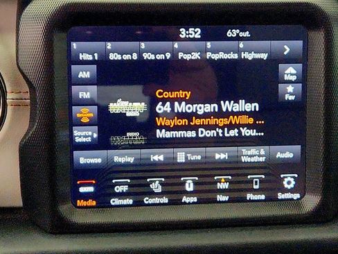 Used 2021 Jeep Gladiator Overland AWD/4WD image 16