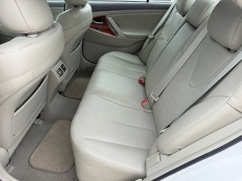 Used 2011 Toyota Camry XLE w/ XLE Extra-Value Pkg #1 FWD image 16