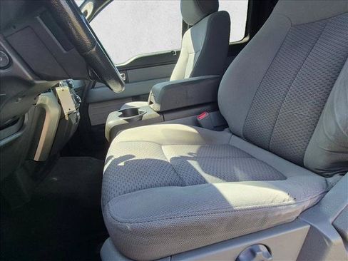 Used 2014 Ford F150 XLT w/ XLT Chrome Package RWD image 12