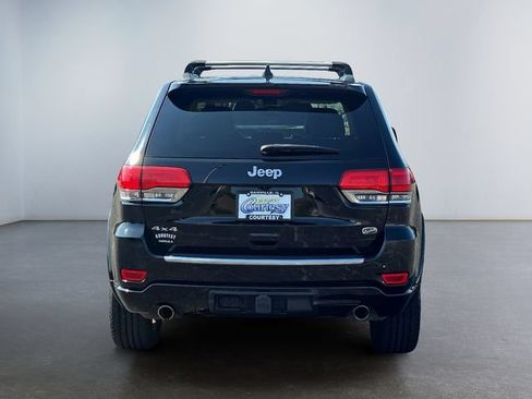 Used 2017 Jeep Grand Cherokee Overland AWD/4WD image 4