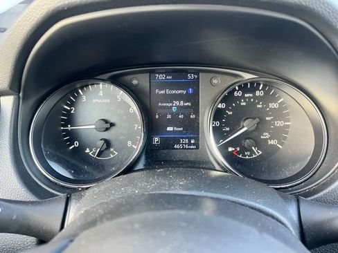 Certified 2020 Nissan Rogue Sport SV image 17