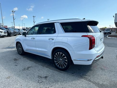 Used 2024 Hyundai Palisade Calligraphy AWD/4WD image 4