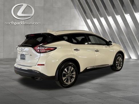 Used 2018 Nissan Murano SL w/ Moonroof Package image 6