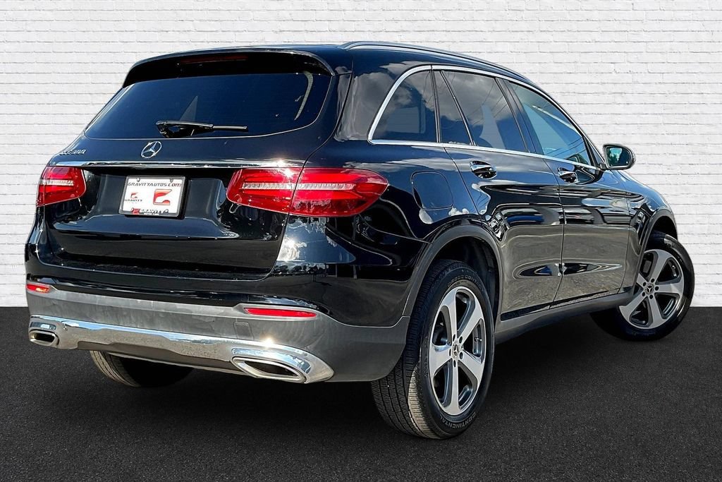 Used 2019 Mercedes-Benz GLC 300 w/ Premium Package image 6