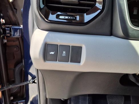 Used 2023 Honda Pilot EX-L image 16